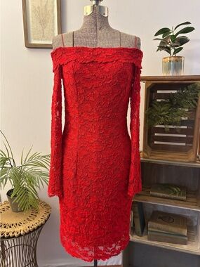 VTG Molly Malloy Red Off-Shoulder Lace Long Sleeve Dress Lined XS-S Cocktail